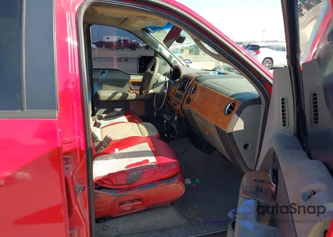 2006 Ford F-150 Xlt z USA, uszkodzony, nr VIN 1FTRW12W06FA69161